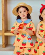 ⁦Ribbon Tomato T-Shirt⁩ - الصورة ⁦3⁩